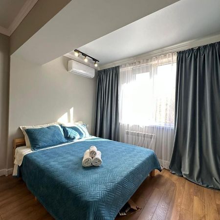 Жилой Комплекс Молодежный На Тулебаева Apartment Almaty Bagian luar foto