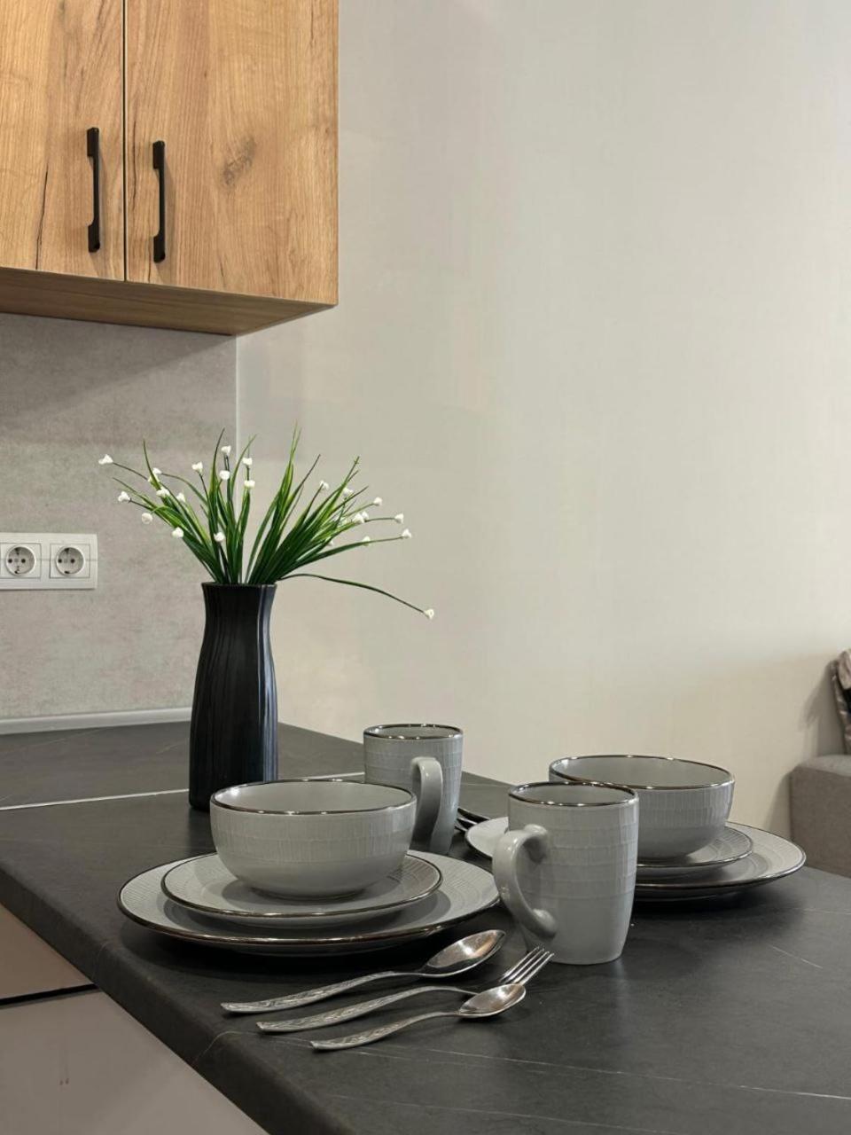 Жилой Комплекс Молодежный На Тулебаева Apartment Almaty Bagian luar foto