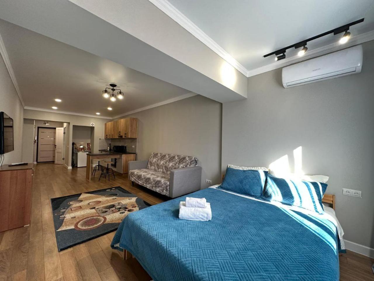 Жилой Комплекс Молодежный На Тулебаева Apartment Almaty Bagian luar foto
